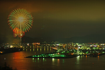 三原ヤッサ花火