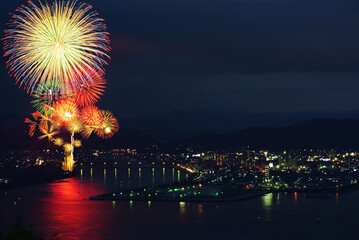 三原ヤッサ花火
