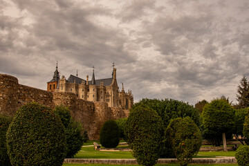 Astorga, die Stadt am Jacobsweg mit dem Haus von Antoni Gaudi