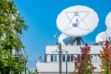 large satellite dishes, major networks, ARD parabolic antenna equipment, broadcast center, European public broadcaster, telecommunications, headquarters german media Hessischer Rundfunk in Frankfurt