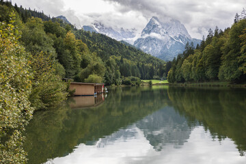 Obraz premium mountain lake in the alps
