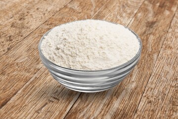 Glass bowl of White wheat flour