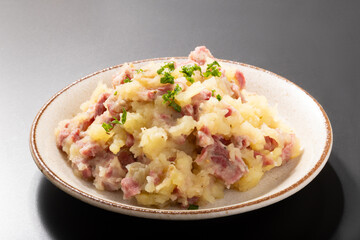 牛たんハム　ポテトサラダ