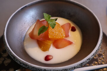 Fruit yogurt
