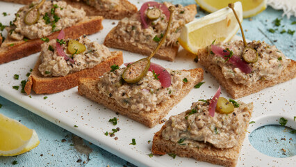 Vegan tuna spread