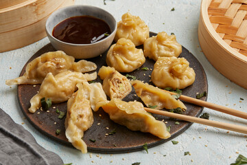 Vegan dumplings with cabbage