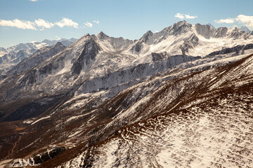 Snow mountains in the west of Sichuan province, Daerpu area, Xiaojin County, Ngawa Tibetan and Qiang Autonomous Prefecture, China