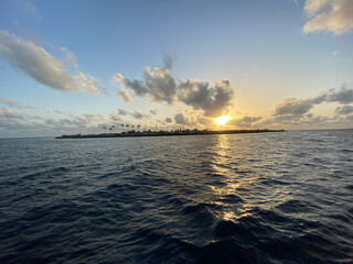 Obraz premium sunset over the sea