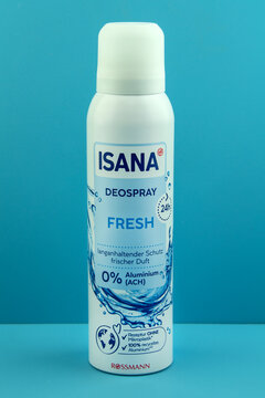 Rossmann Insana Fresh Deospray Deodorant Invisible Sensitiv auf Hintergrund blau