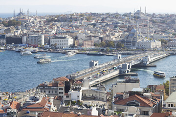 Obraz premium View from the top of galata tower on Golden Horn and Bosporus, Istanbul, Turkey