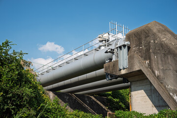 水管橋・水道橋と地中のパイブの接続部