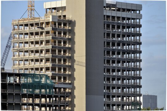 The Lufthansa high-rise (headquarters of the German airline until 2007) on the banks of the Rhine in Deutz becomes MaxCologne, renovation until 2012, Cologne, North Rhine-Westphalia, Germany
