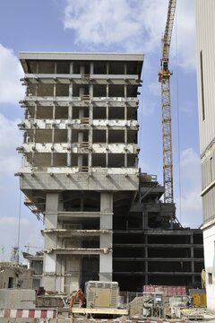 The Lufthansa high-rise (headquarters of the German airline until 2007) on the banks of the Rhine in Deutz becomes MaxCologne, renovation until 2012, Cologne, North Rhine-Westphalia, Germany