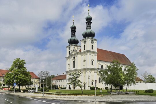 Basilica of the Nativity of the Virgin Mary, baroque Roman Catholic pilgrimage church, Frauenkirchen, Lake Neusiedl, Burgenland, Austria