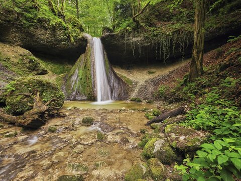 Schwarzenbach Waterfall, Baar, Canton Zug, Switzerland