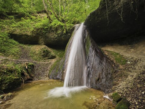 Schwarzenbach Waterfall, Baar, Canton Zug, Switzerland