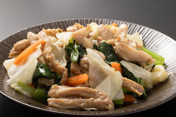 鶏せせり　野菜炒め