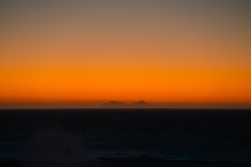 Obraz premium Watching the sunset at the Cape of Good Hope in Africa
