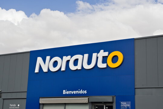 Logo of Norauto, a French multinational vehicle maintenance and equipment company