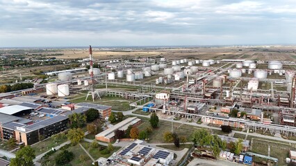 Obraz premium Pancevo, Serbia - 10 10 2025: Aerial shots of NIS oil refinery
