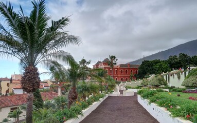 jardin et ville de la Orotava &agrave; Tenerife