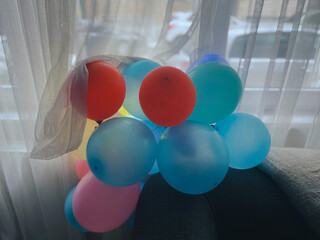 red and blue balloons