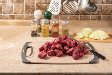 Pieces of tender beef for cooking.