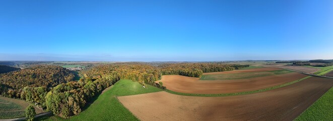 vue aérienne panoramique autour du village de Colmey en Meurthe et Moselle , Lorraine. Paysage...