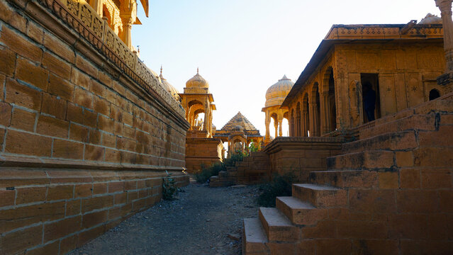 Bada Bagh is beautiful cenotaphs dedicated to the Bhatti dynasty ruler.
