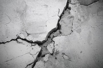 Detailed view of a large fracture in the wall