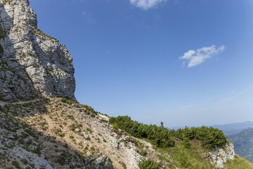 Klettersteig in den Alpen, am Schneeberg in Österreich