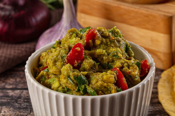 Green spicy Mexican guacamole dip