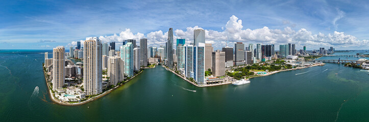Fototapeta premium Panorama of Brickell in Miami. Brickell skyline on a sunny day. Panorama view of Brickell. Brickell famous panorama. Miami downtown landscape.