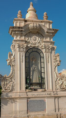 Puente de Canalejas detalles de ornamentos  arquitectónicos relacionados con el Misteri de Elx , o misterio de Elche , Alicante , Valencia , España