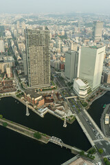 横浜ランドマークタワー展望台から望むみなとみらいの都市景観