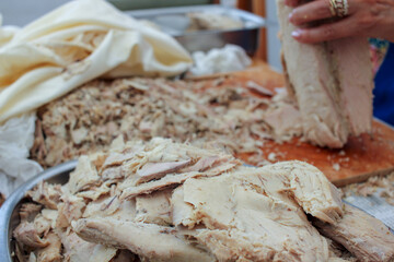 the process of cleaning bonito before preserving it