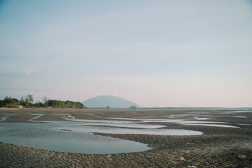 In summer, we travel to the beach where the ocean meets the sea, water sparkles under the sun, and nature’s beauty turns every vacation into a perfect escape.