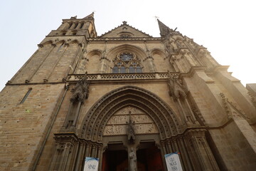 Cathédrale Saint Pierre, vue de l'extérieur, ville de Vannes, département du Morbihan, Bretagne,...