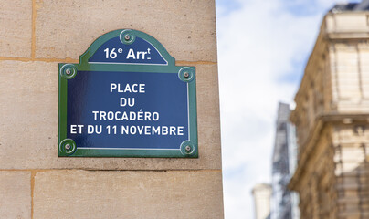 La place du Trocadéro et du 11 Novembre dans le quartier du 16e arrondissement de Paris en France.