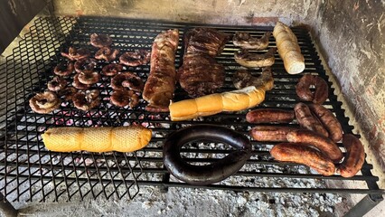 parrilla asado argentino, carnes, chorizzo,