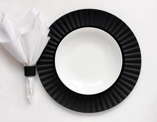 Black Fluted Charger with White Round Plate