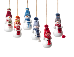 宙に浮かぶ小さな雪だるまのオーナメント｜背景なし・透過PNG・コピースペース