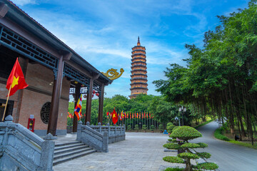vietnam pagoda, dusk, buddhist tower, faith, twilight, building, gold, ninh binh, buddha, golden, giant, southeast asia, tradition, architecture, tower, bodhi, wealth, sightseeing, travel destination,