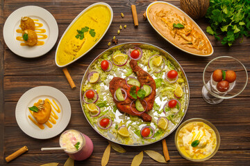 Assortiment de plats sri-lankais – vue de dessus à 90°, cuisine traditionnelle colorée et épicée du Sri Lanka