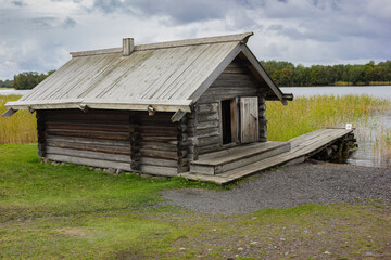 An ancient village bathhouse is presented in the Kizhi museum complex