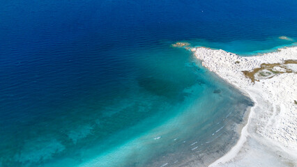 The tranquil beauty of Salda Lake - Turkey with its crystal clear turquoise waters and stunning...