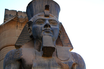 egyptian pharoh statue
