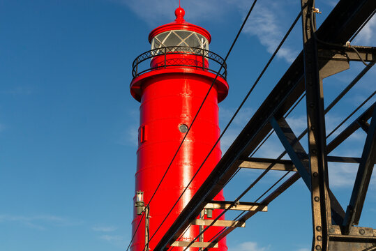 Grand Haven South Pierhead Inner Light Beacon