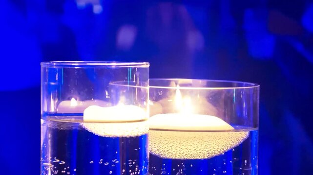 Candelle fiammeggianti