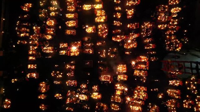 Panteon de Arocutin en Dia de Muertos Michoac&aacute;n